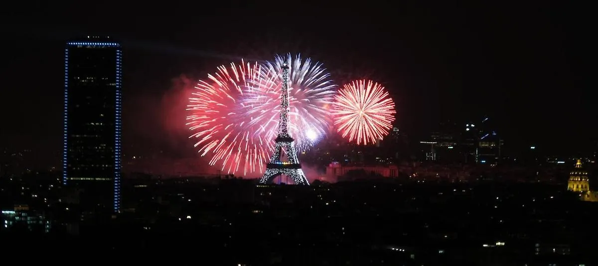 Paris En Hauteur 0*,  France